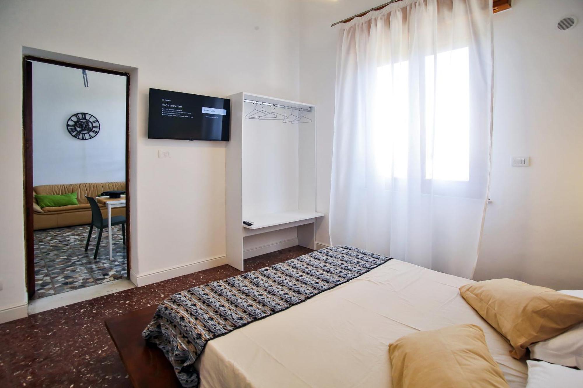 Tiritu Apartments Катания Экстерьер фото