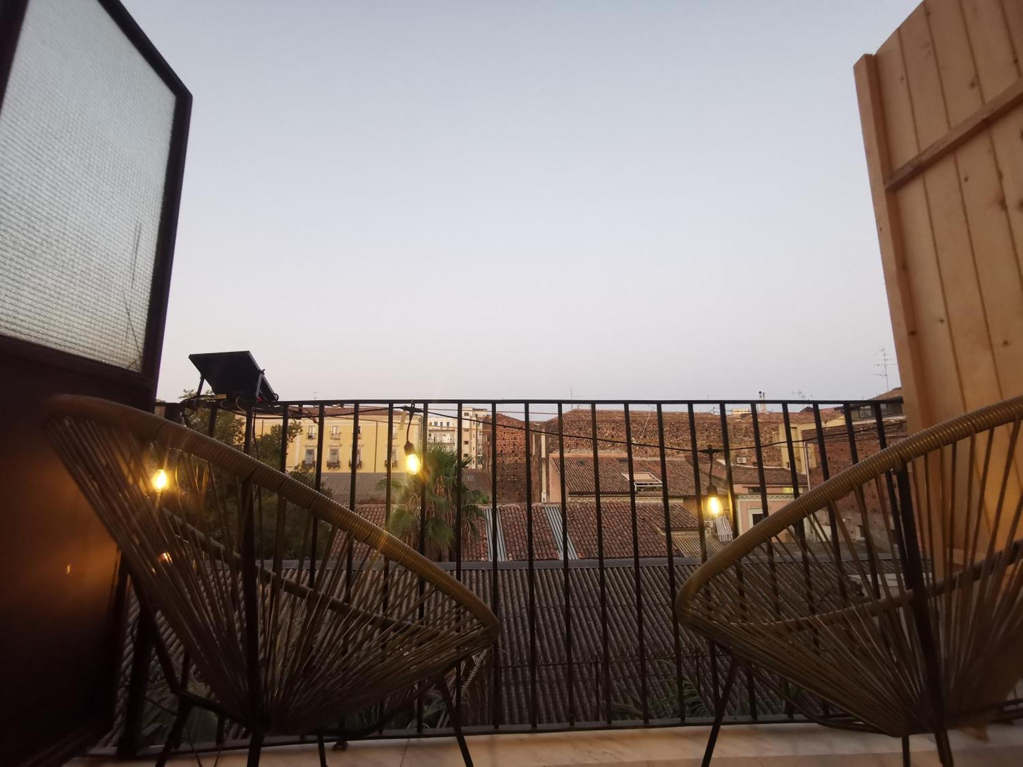 Tiritu Apartments Катания Экстерьер фото