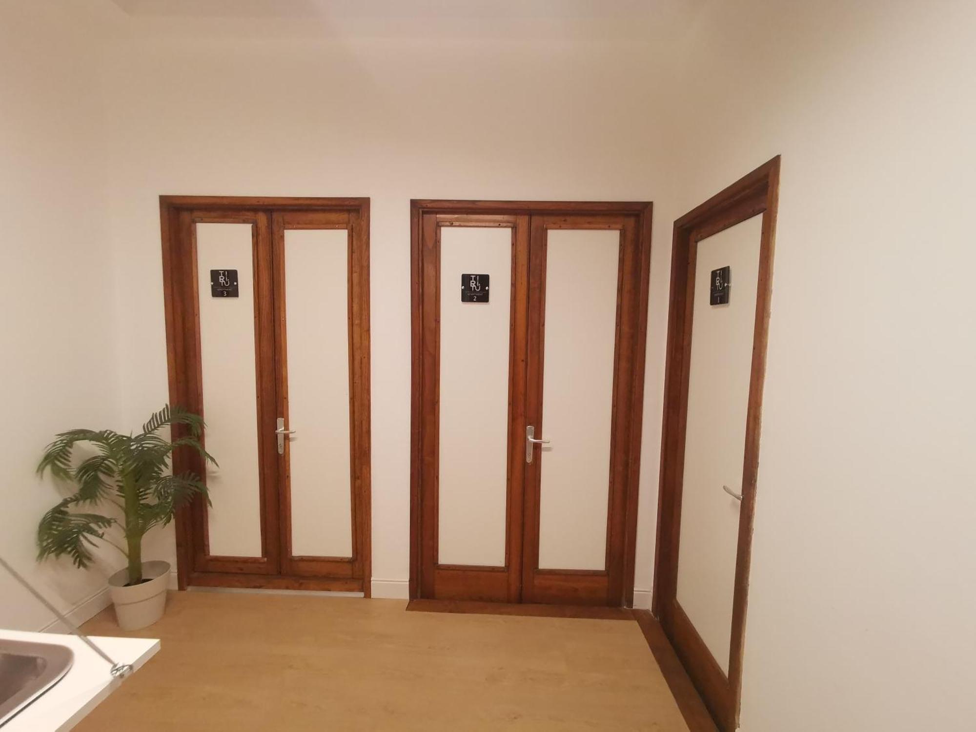 Tiritu Apartments Катания Экстерьер фото
